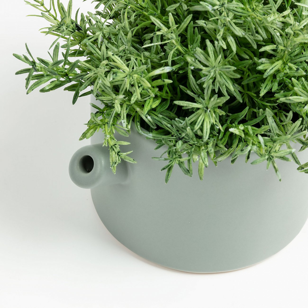 Ваза керамическая цилиндр с носиком и ручкой светло-зеленая 10 см Lindburg от La Forma LA FORMA - 343216 Зеленый  - Вид №1