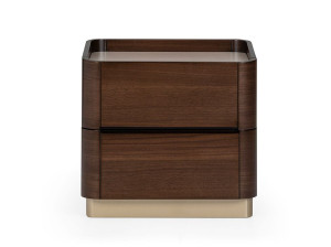 Деревянная прямоугольная тумбочка с ящиками