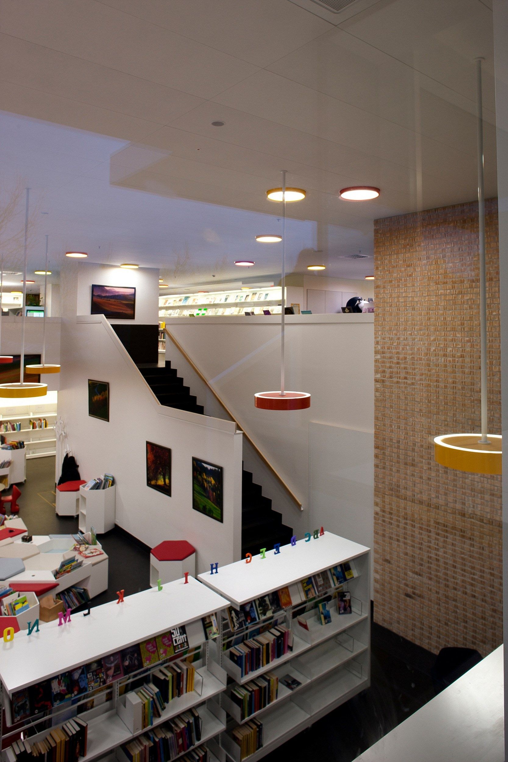 Светодиодный подвесной светильник Louis Poulsen LP CIRCLE ARCH-00017254 - Вид №23