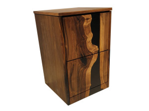 Классификатор из орехового дерева и смолы