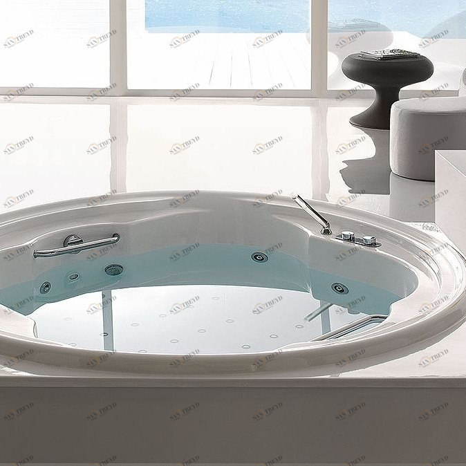 Ванна встроенная с гидроаэромассажем и пультом управления V669A Gruppo treesse Perla