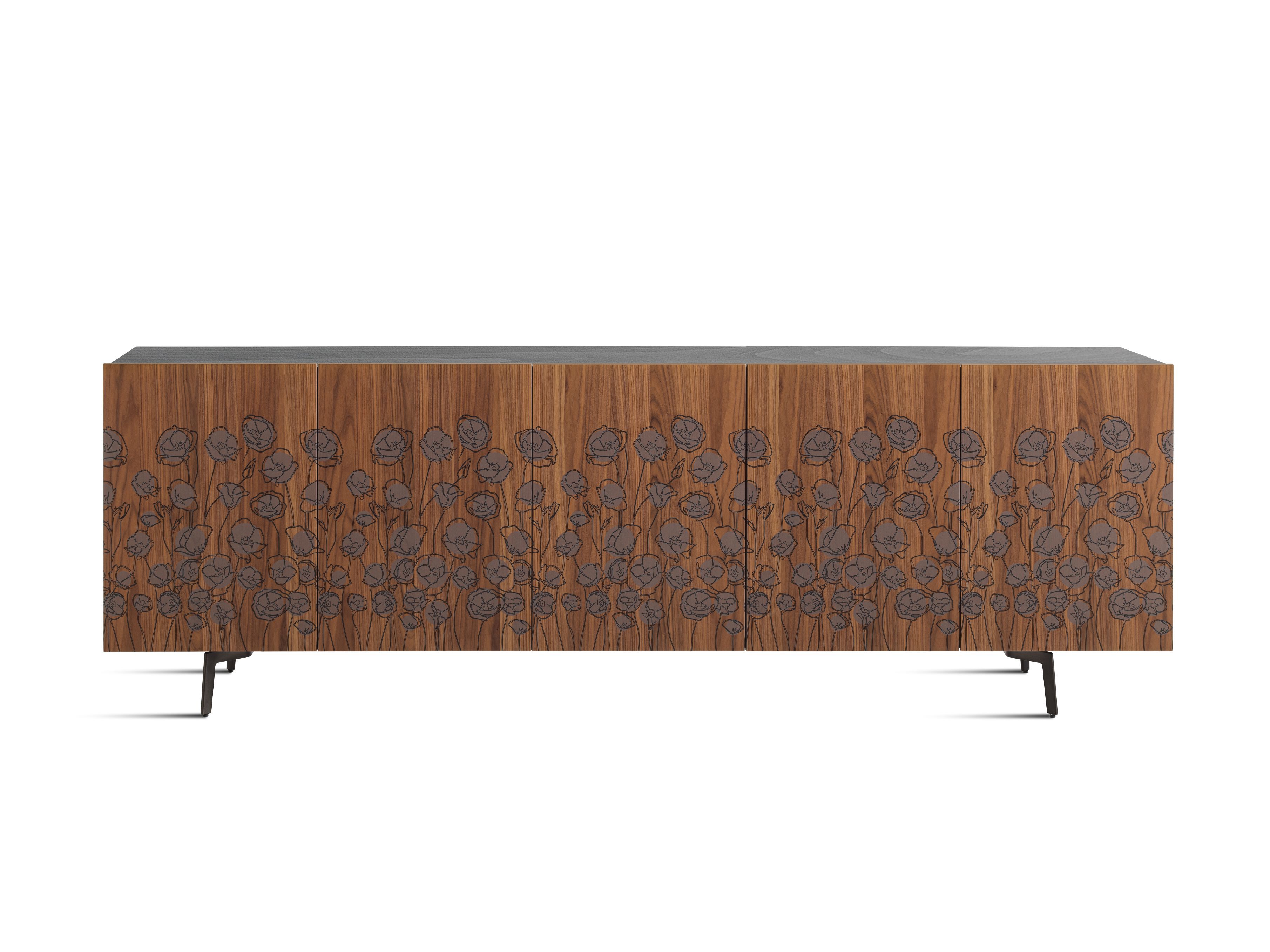 Деревянный шкаф с распашными дверями Casamania & Horm Le Jardin ARCH-00073213 - Вид №1