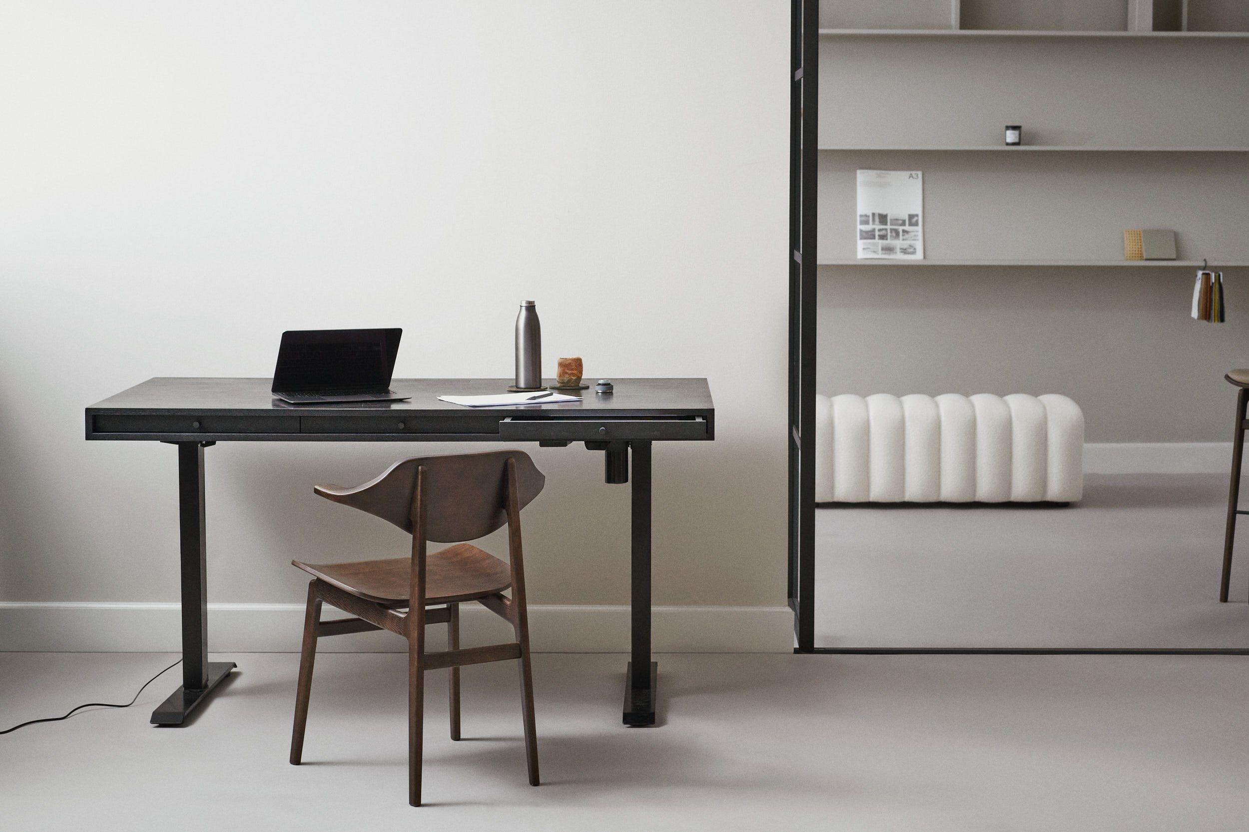 Регулируемый по высоте стол из МДФ с ящиками NORR11 JFK OFFICE ARCH-00032809 - Вид №2