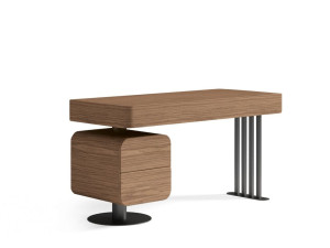 Деревянный туалетный столик