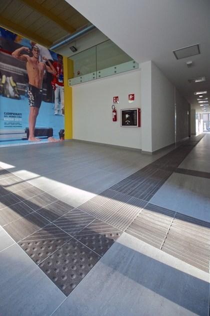 Casalgrande Padana Облицовка бассейна из глазурованного керамогранита Gresplus sun-id-1476829 - Вид №2