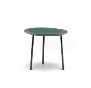 Уличный стол из лавового камня