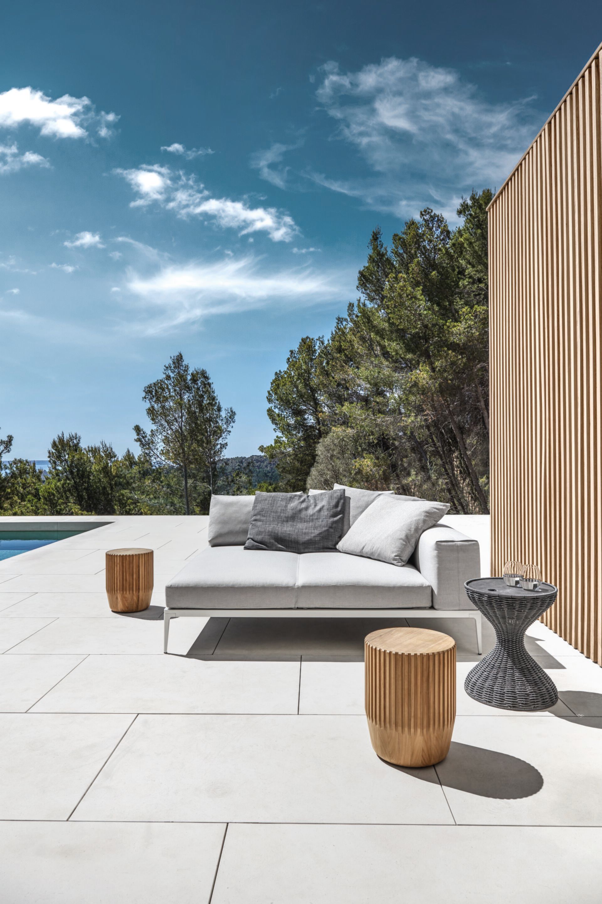 Круглый стол из тикового дерева Gloster ARBOR ARCH-00145366 - Вид №3