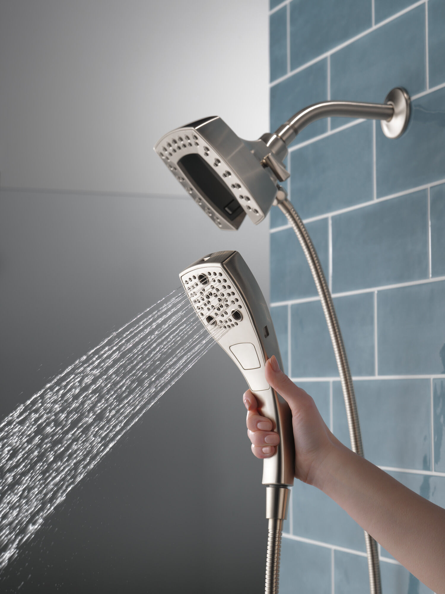 58474-SS H2Okinetic® In2ition® Душ два в одном с 5 настройками Delta Faucet Universal Showering Нержавеющая сталь  - Вид №4