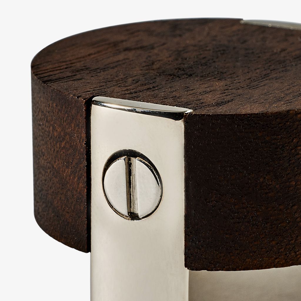 MUHW02 Ручка Muir 1 1/2 "из металла и ореха Waterworks  - Вид №1