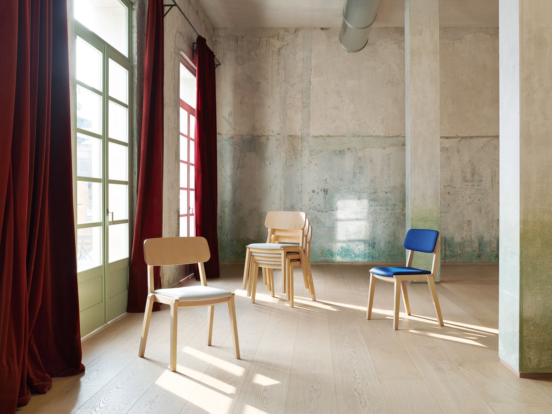 Деревянный стул с мягким сиденьем Very Wood ARCH-00073951 - Вид №1