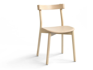 Стул из массива дерева с мягким сиденьем