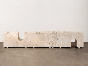 Скамейка из натурального камня