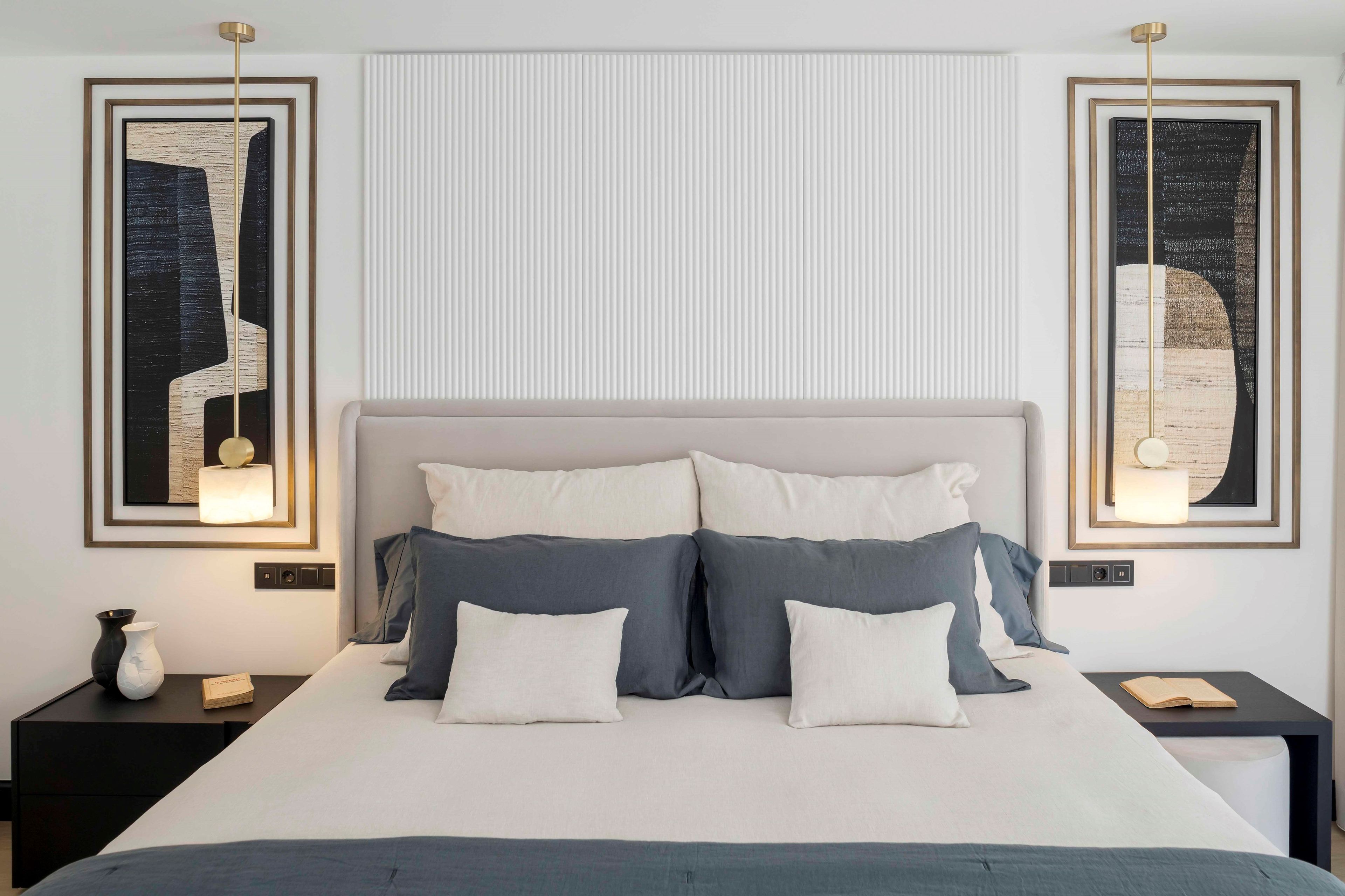 Двуспальная кровать из ткани с мягким изголовьем Stylish Club Porto ARCH-00034730 - Вид №13