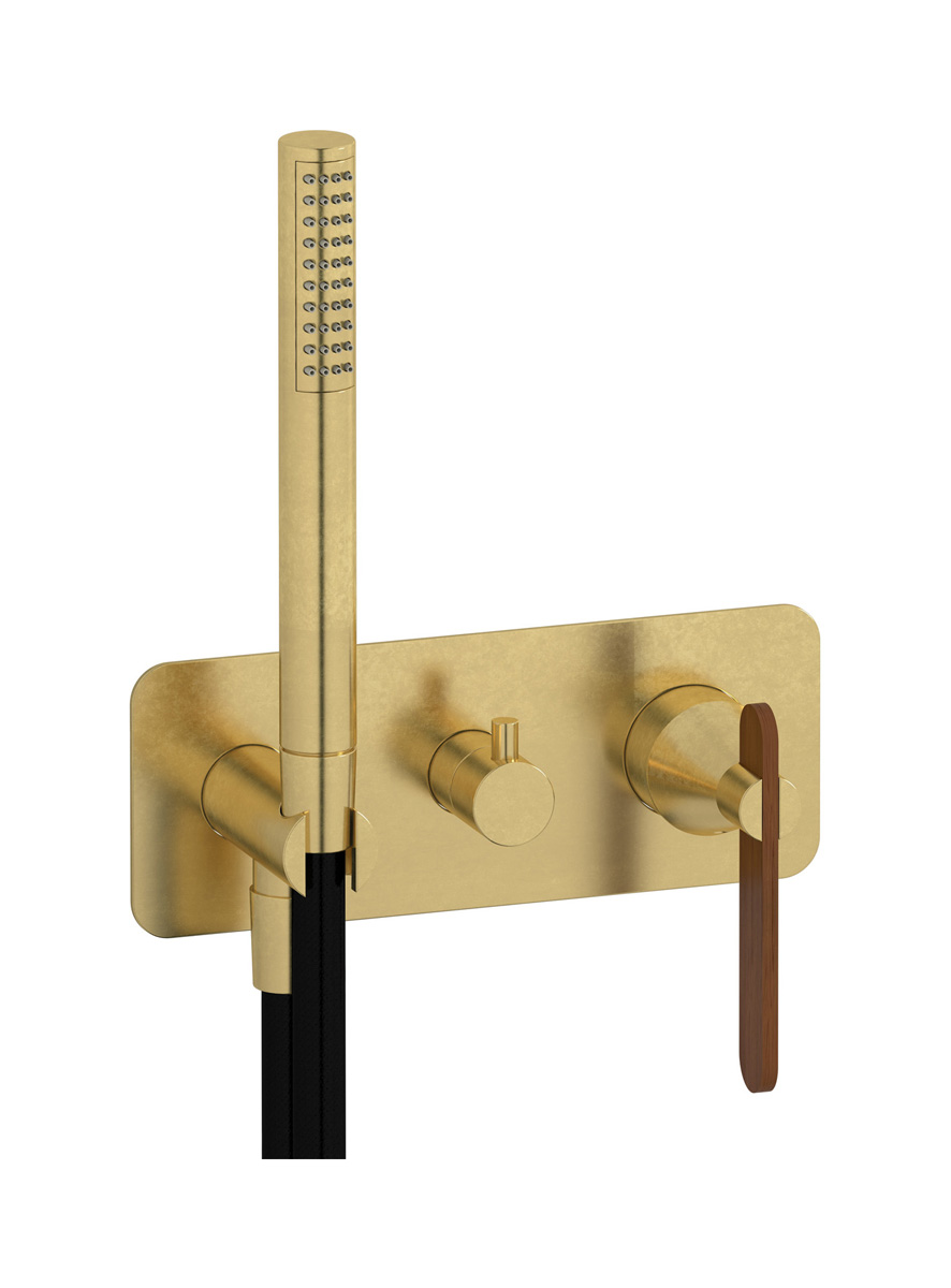 Внешние части встроенного в стену смесителя на 2 потребителя в комплекте с душевым гарнитуром. WE ARE IB ol706is Natural Brass Soho