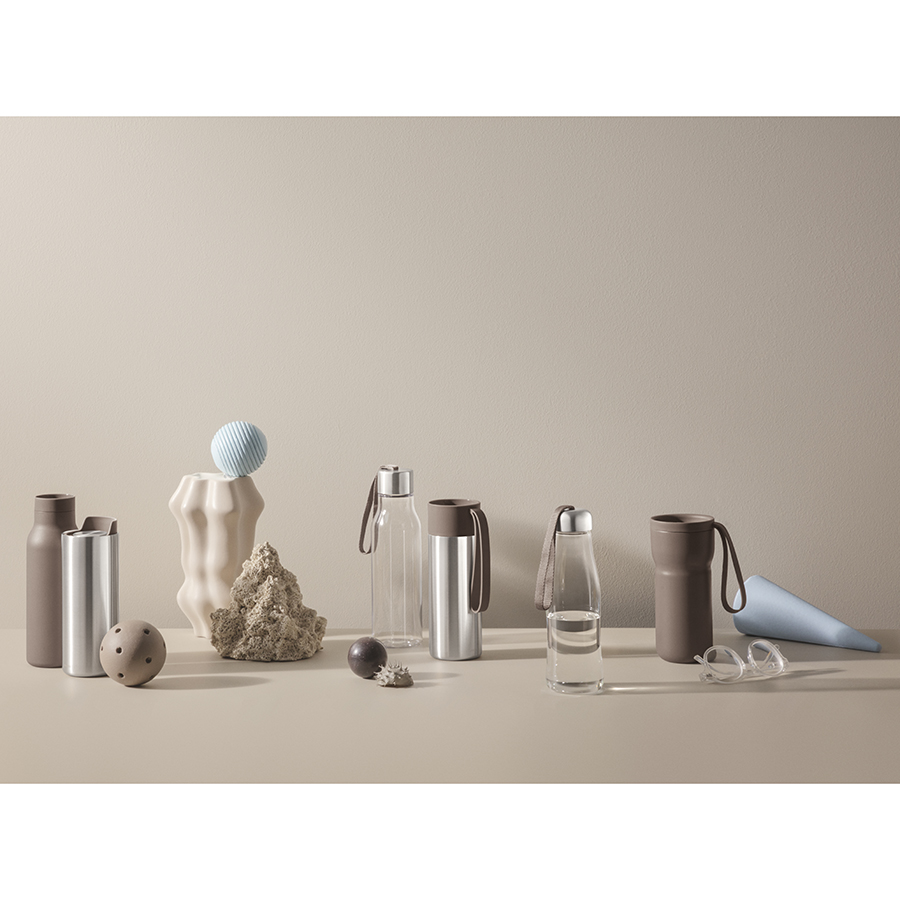 575043 Бутылка стеклянная, 500 мл, серо-коричневая Eva Solo  - Вид №1