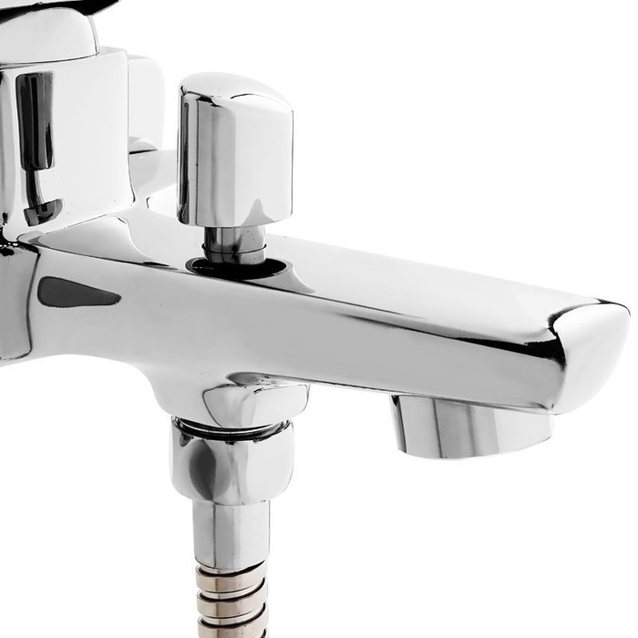 LABSB00M02 Milardo Labrador Смеситель для ванны с коротким изливом Labrador Россия  - Вид №1