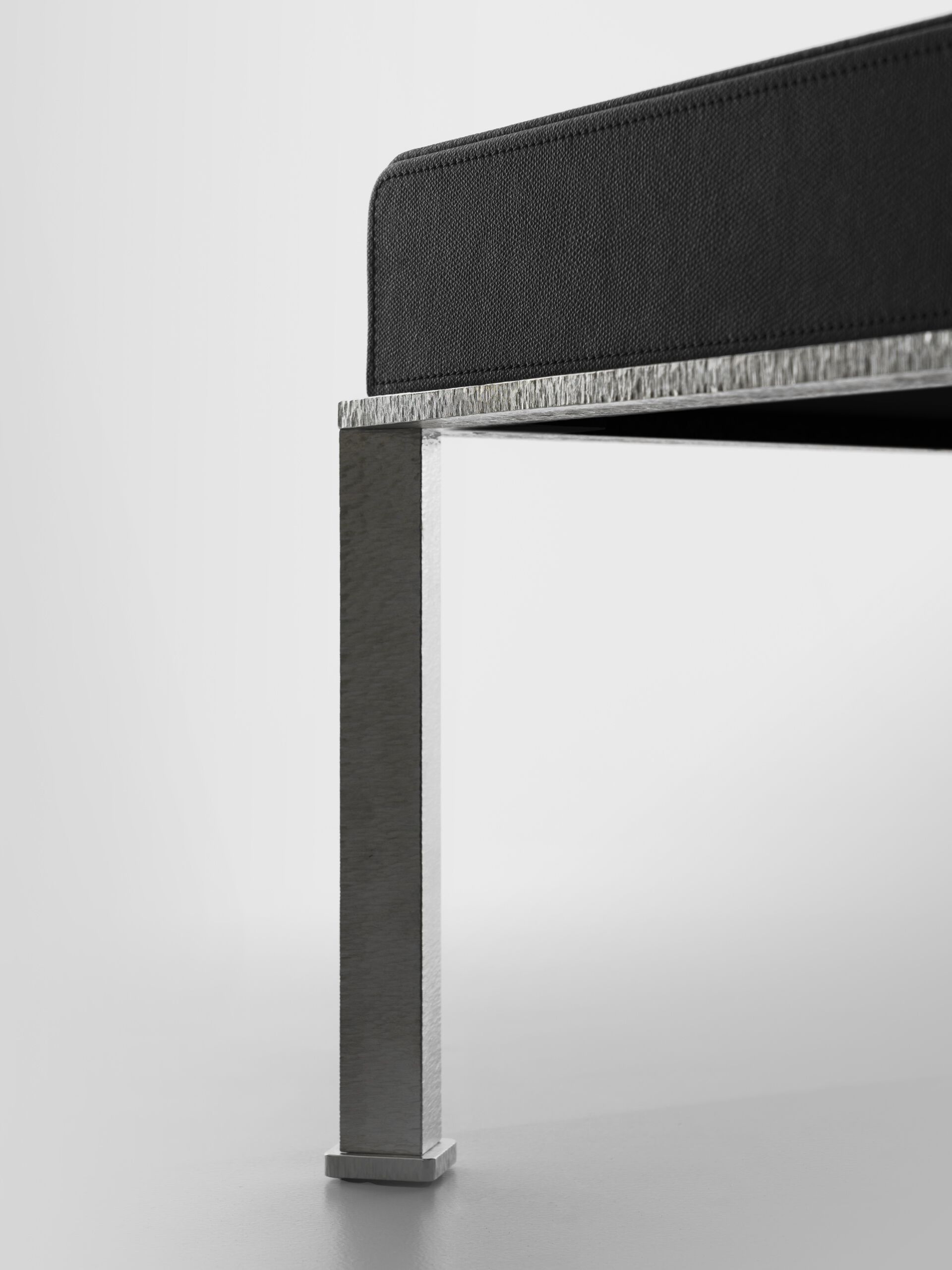 Прямоугольный кожаный журнальный столик Lorenzo Tondelli LEVARE ARCH-00068875 - Вид №1