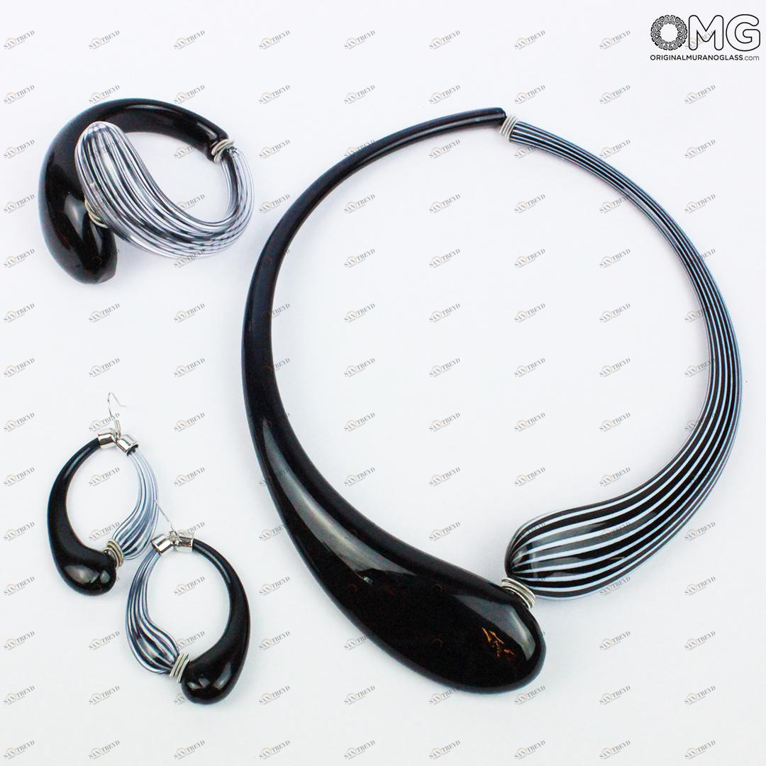 989 ORIGINALMURANOGLASS Набор украшений Коллекция Дениз - черно-белый - муранское стекло OMG 21 см 