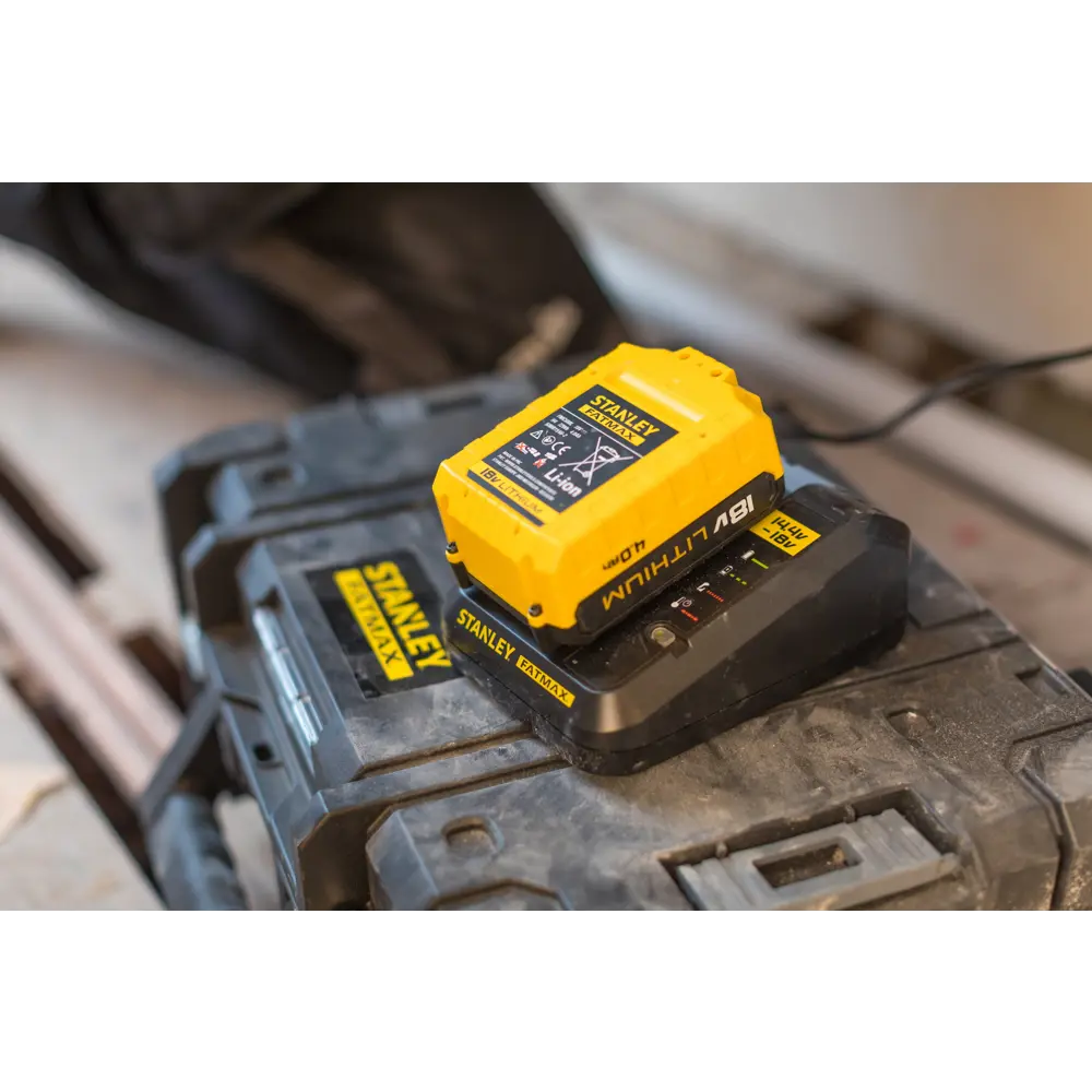 Аккумулятор Stanley Fatmax FMC688L-XJ, 18 В Li-ion 4 Ач STLM-2143331 - Вид №2
