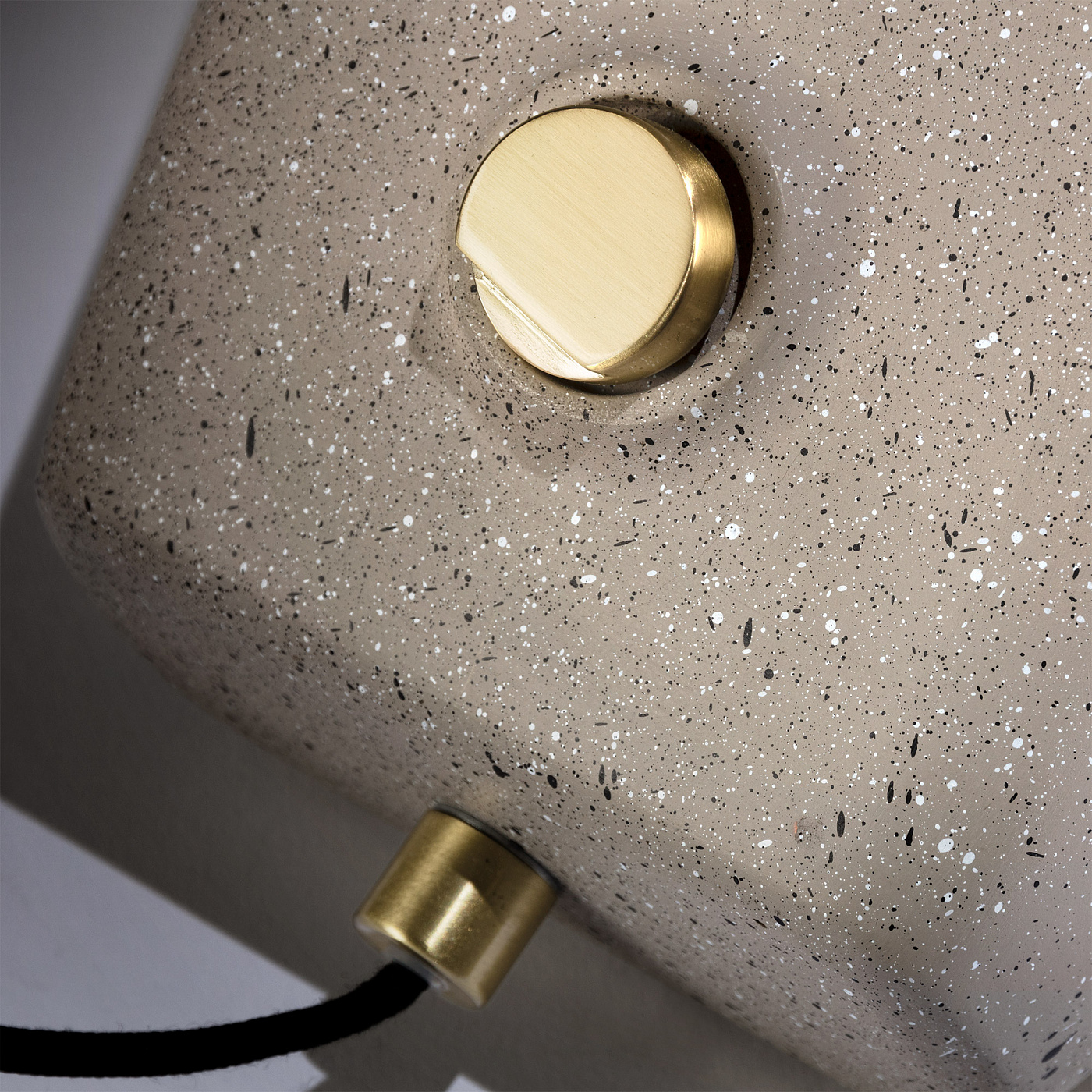 071250 Настольная лампа Alcara La Forma Arilia  - Вид №1