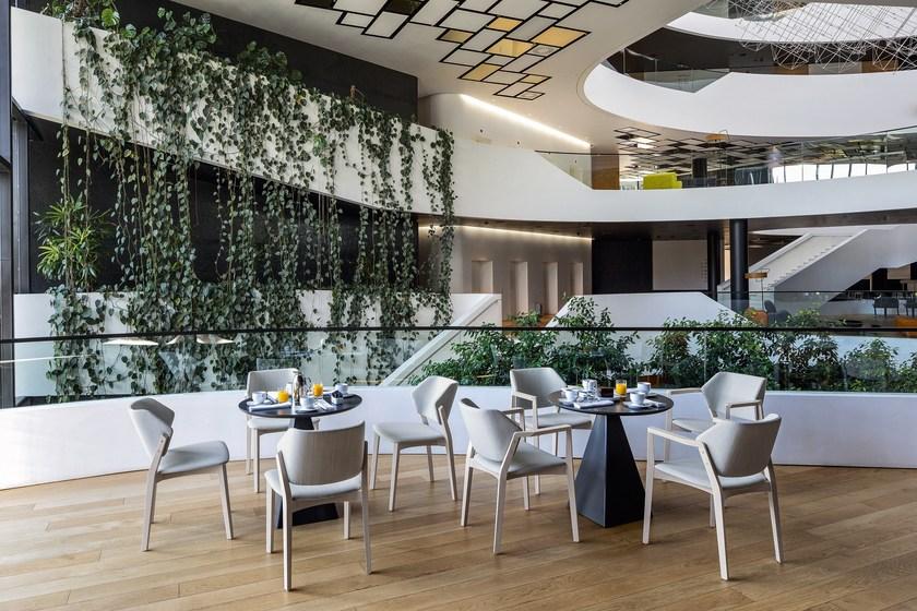 Varaschin Круглый стол по контракту Tower 1460 - Вид №3