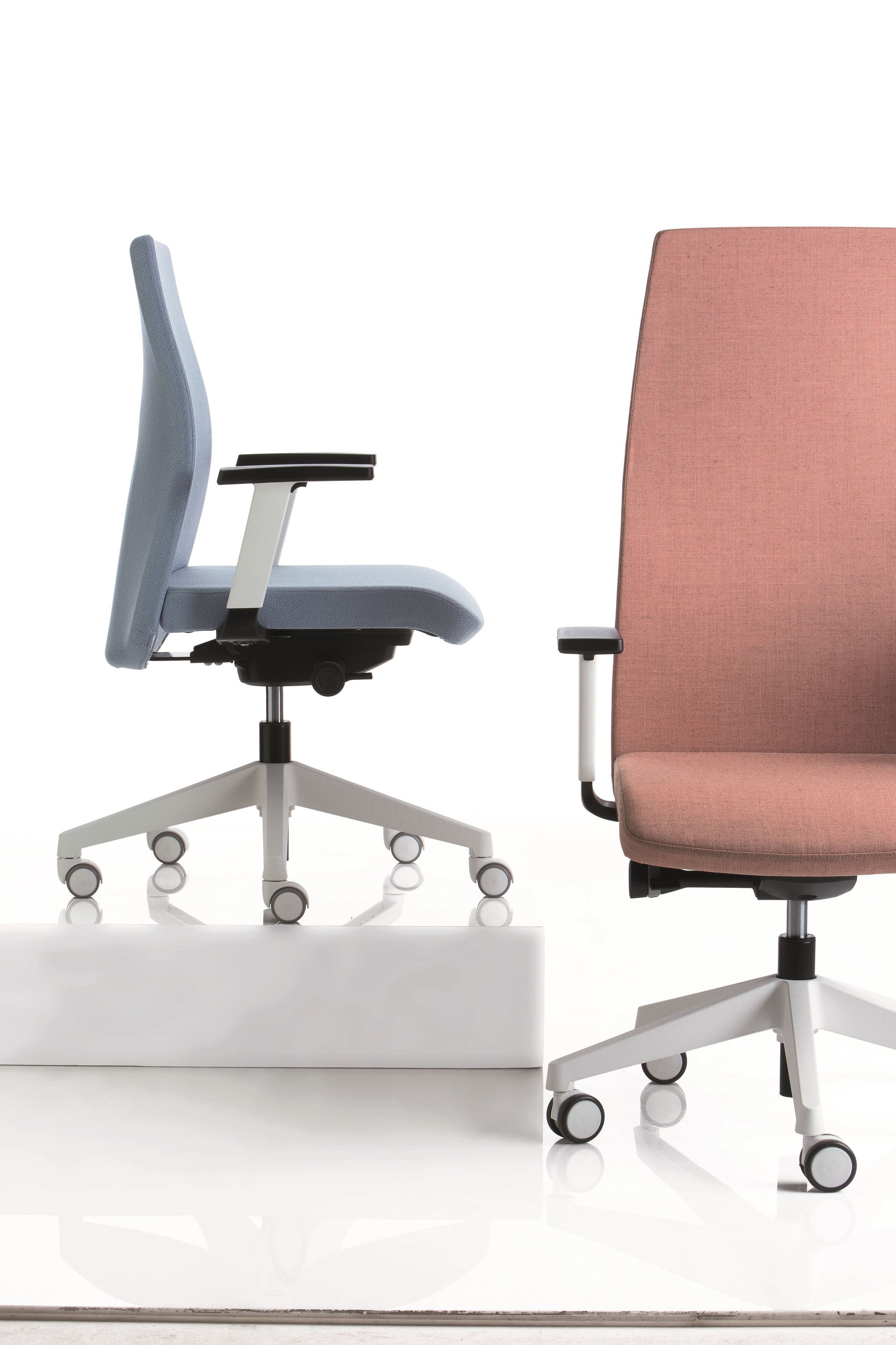 5-спицевое вращающееся офисное кресло с подголовником Luxy SmartOffice ARCH-00141799 - Вид №7