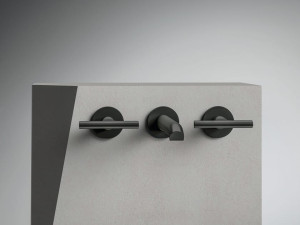 Настенный смеситель для раковины с 3 отверстиями