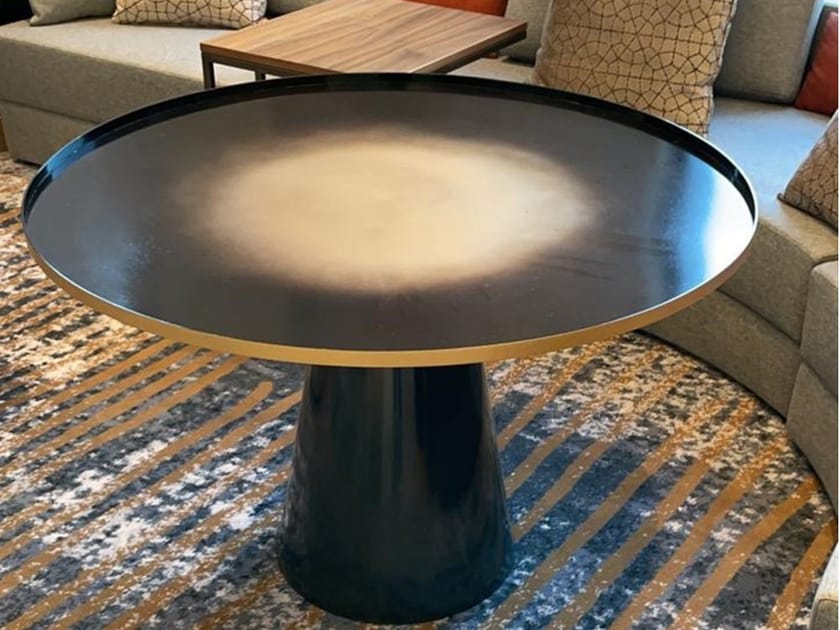 Круглый стальной журнальный столик Vela Arredamenti Кувшин ARCH-00050746