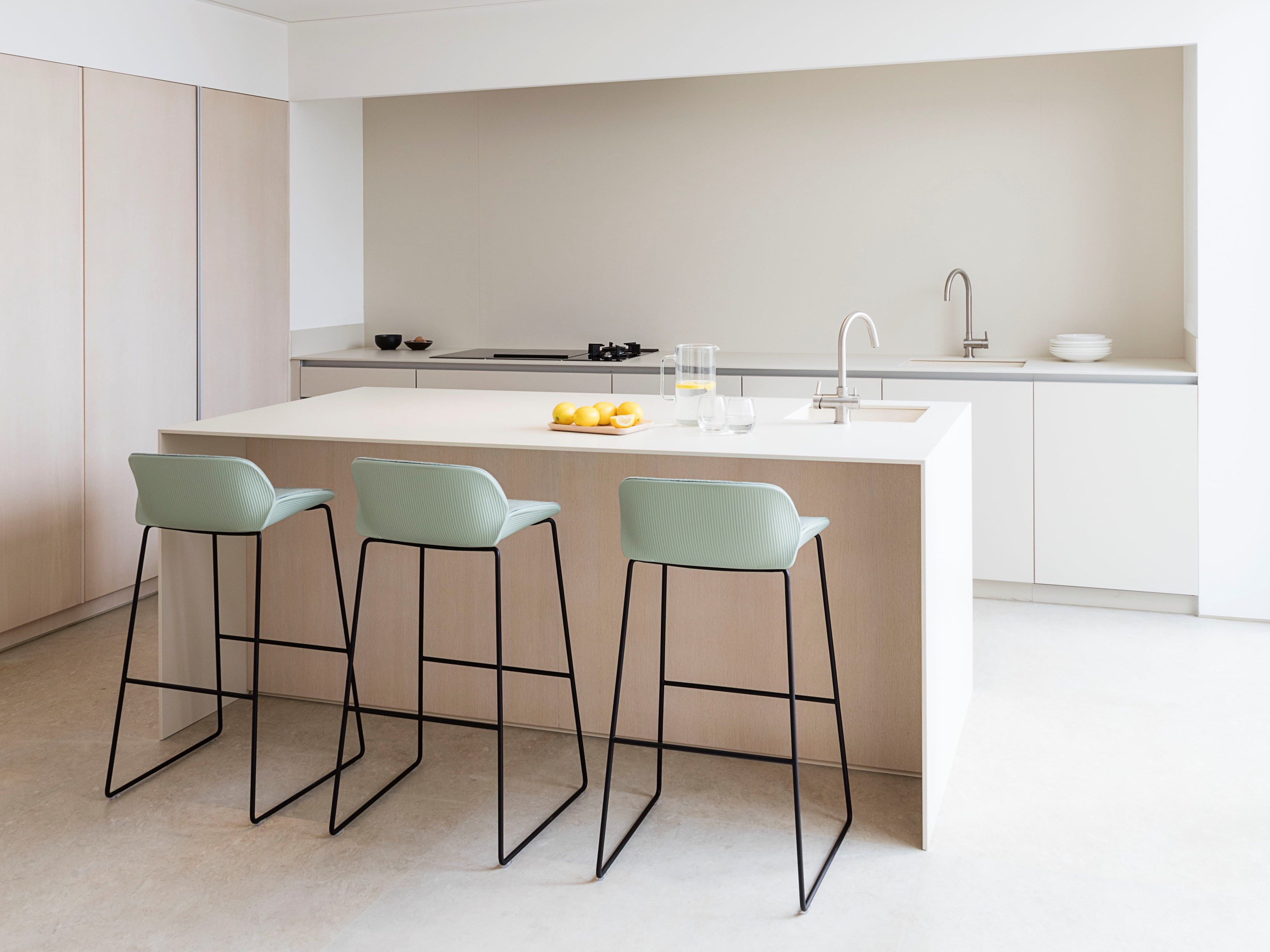 Высокий табурет Andreu World Nuez ARCH-00005838 - Вид №1