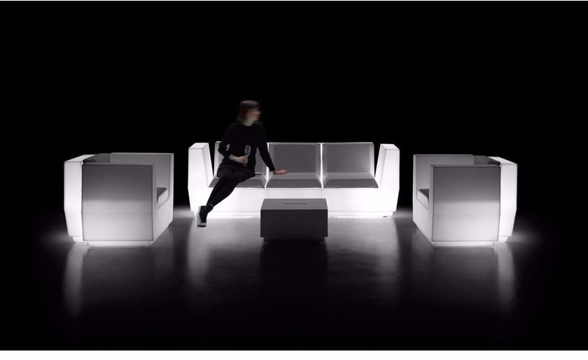 Plust Яркое угловое кресло из полиэтилена Big cut sun-id-1353050 - Вид №1