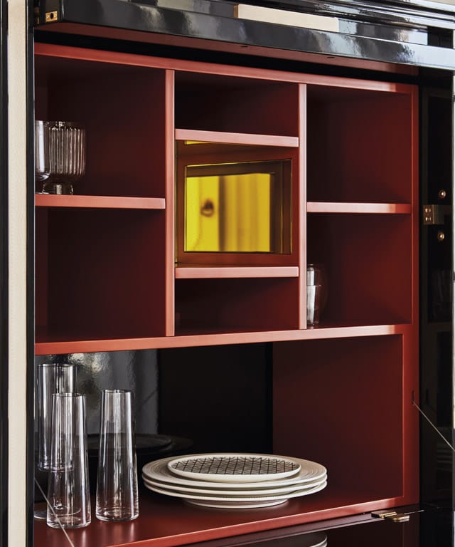 Кожаный шкаф с откидными дверцами OAK Милан ARCH-00087422 - Вид №5