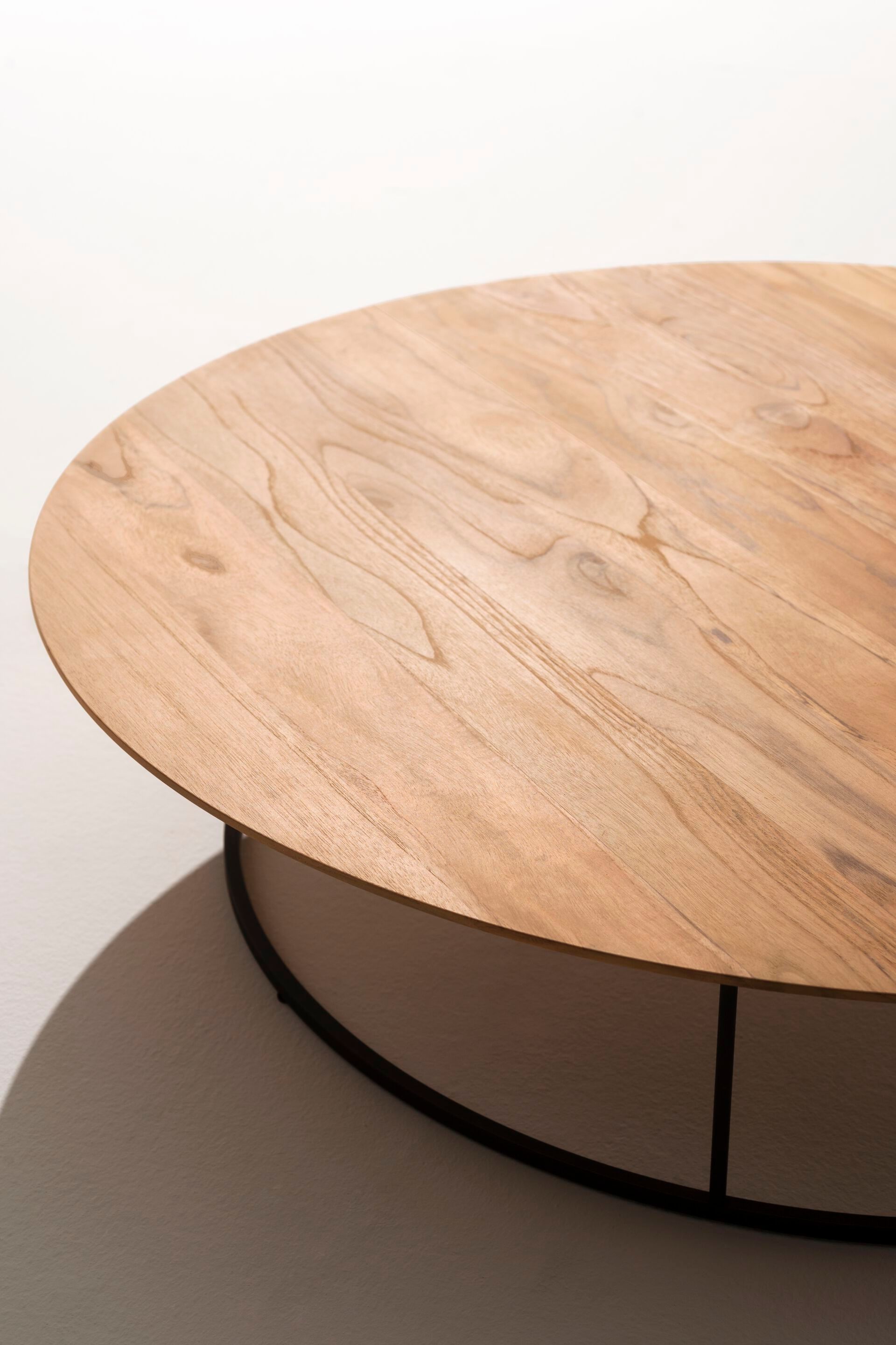 Алюминиевый круглый низкий садовый журнальный столик RODA Zefiro ARCH-00061717 - Вид №5