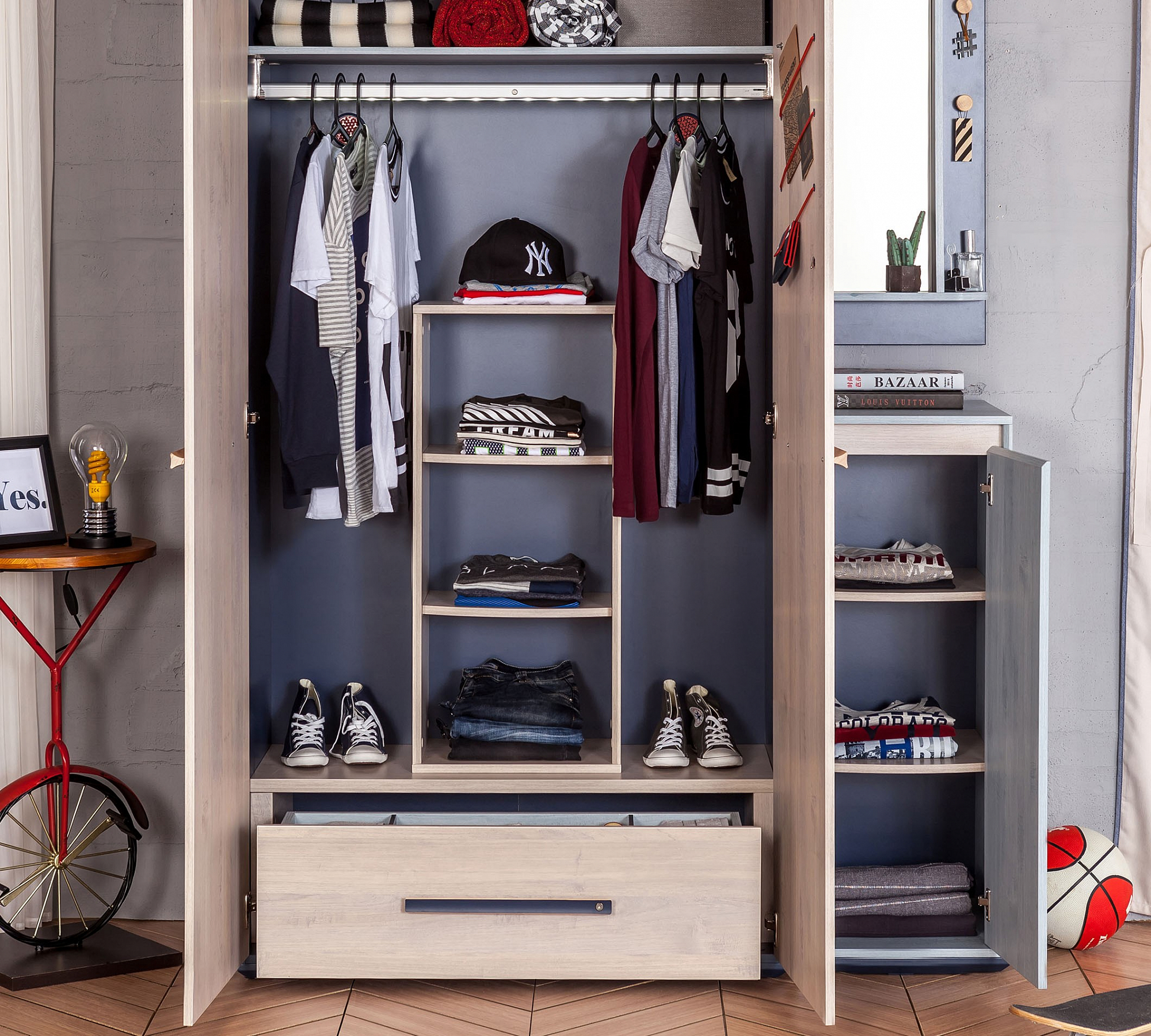 Шкаф-пенал узкий голубой 104 см Trio M CILEK TRIO 00-3832636 Синий Santreyd - Вид №2