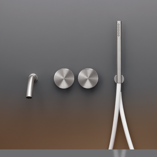 Настенные 2 прогрессивных смесители, установленных для ванной с носиком L. 170 мм и цилиндрические ручной душ диаметр 18 мм  GIO26 CEADESIGN  - Вид №1