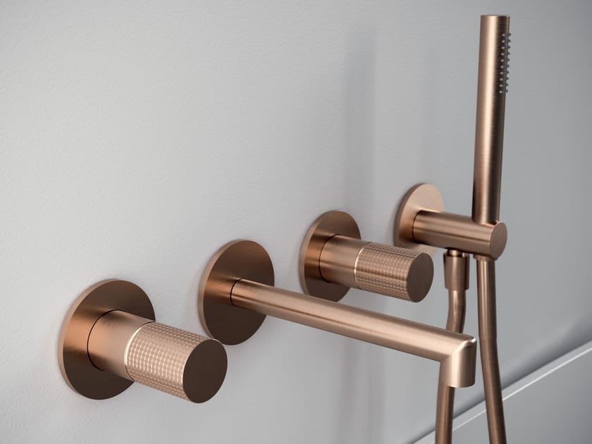 Однорычажный латунный смеситель для ванны с ручным душем Rubinetterie Treemme T30 ARCH-00032600