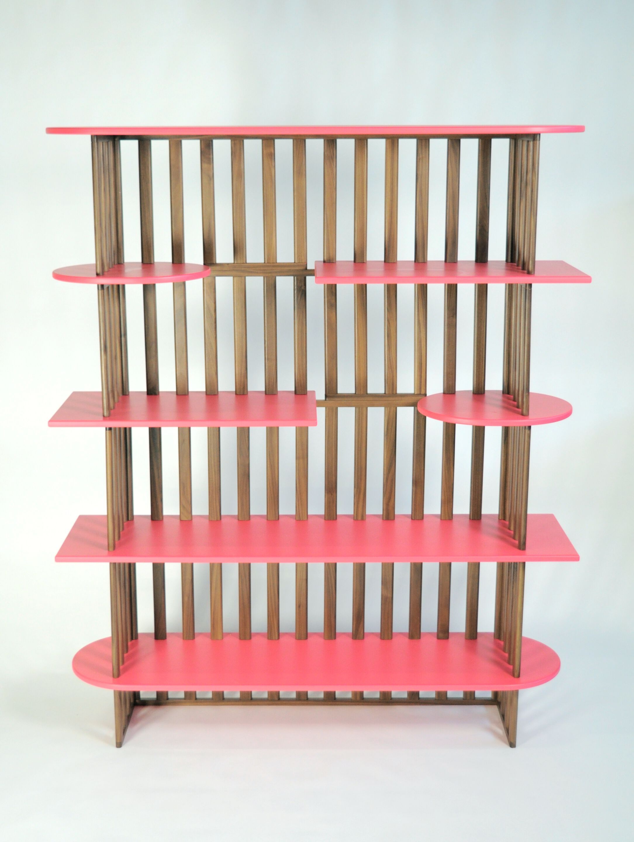 Книжный шкаф из массива дерева с пятью полками Medulum ARCH-00053302 - Вид №1