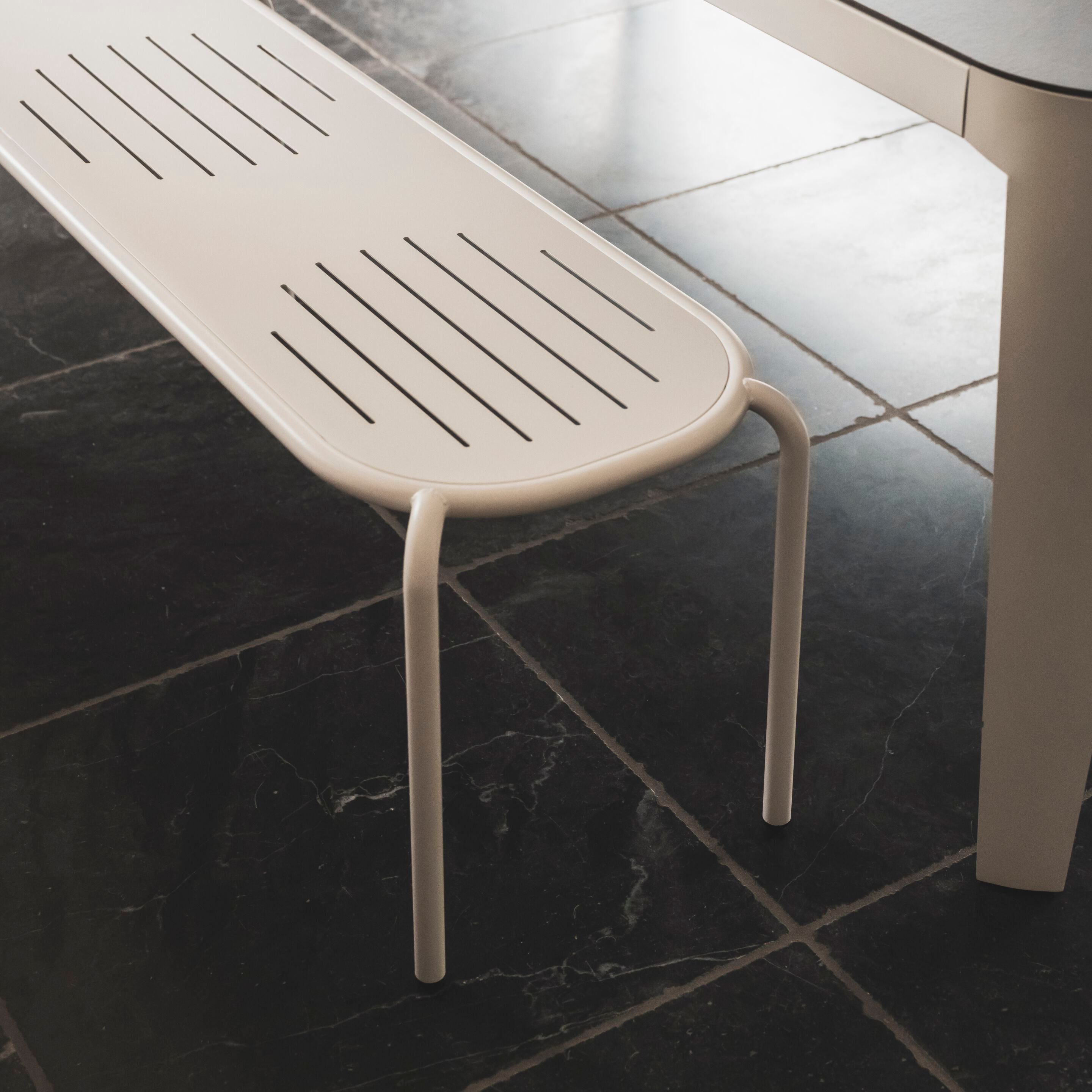 Оцинкованная стальная скамья Cornilleau Hyphen ARCH-00126268 - Вид №10