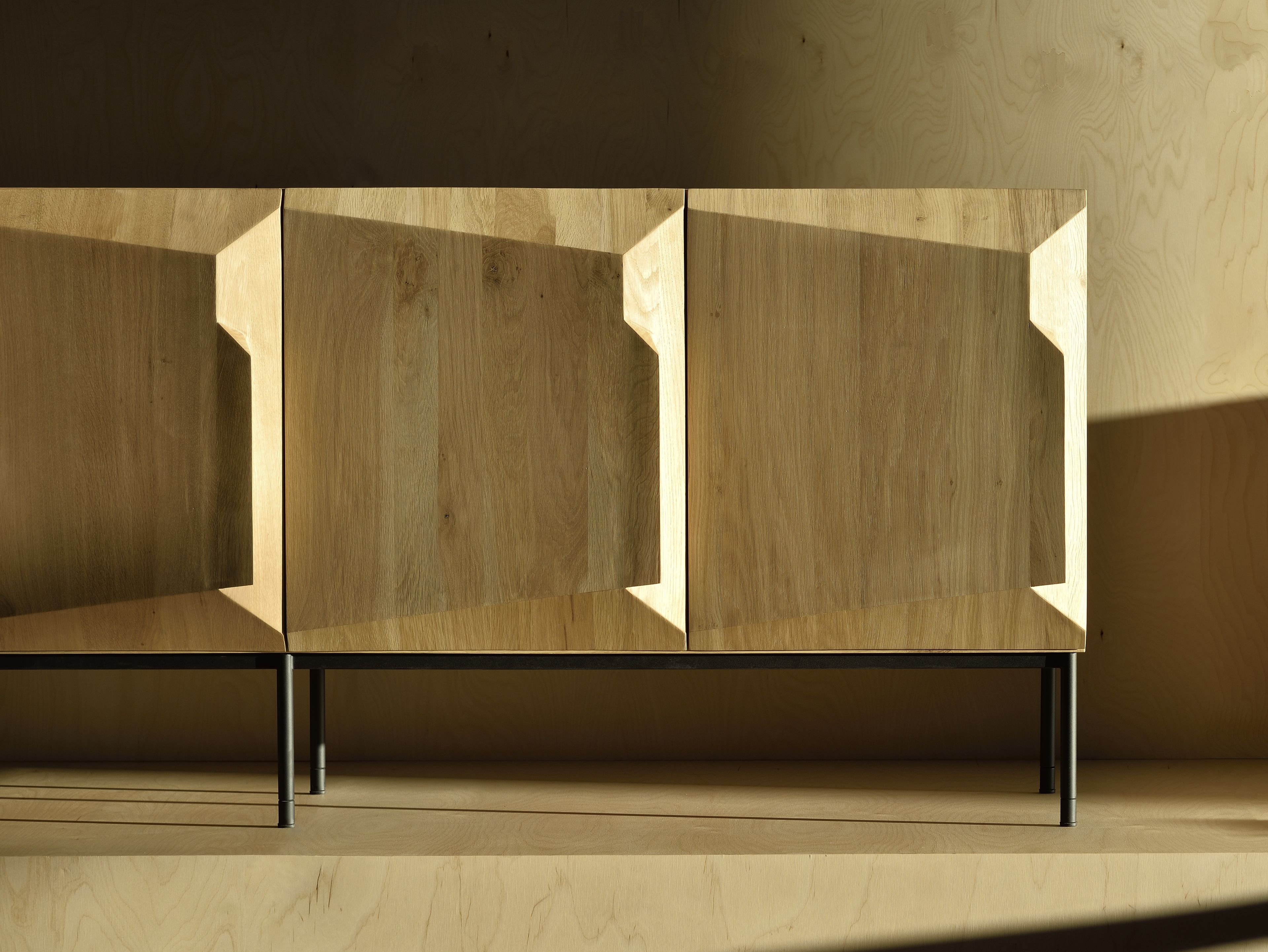 Шкаф из дуба с распашными дверями Ethnicraft Лестницы ARCH-00091889 - Вид №3