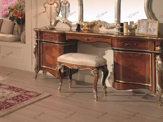 SCAPPINI & C Низкий деревянный табурет со встроенной подушкой 35th anniversary 2045