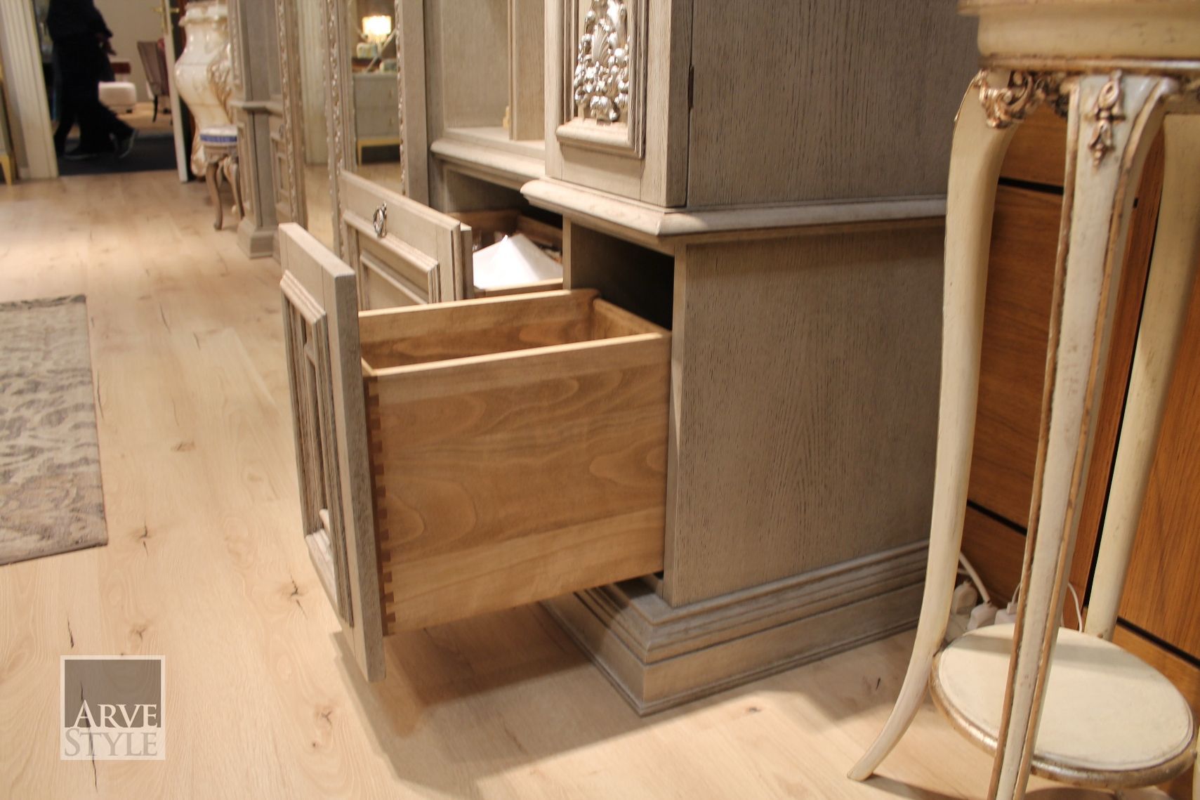 Деревянный настенный книжный шкаф с освещением Arvestyle Giulio ARCH-00117678 - Вид №12