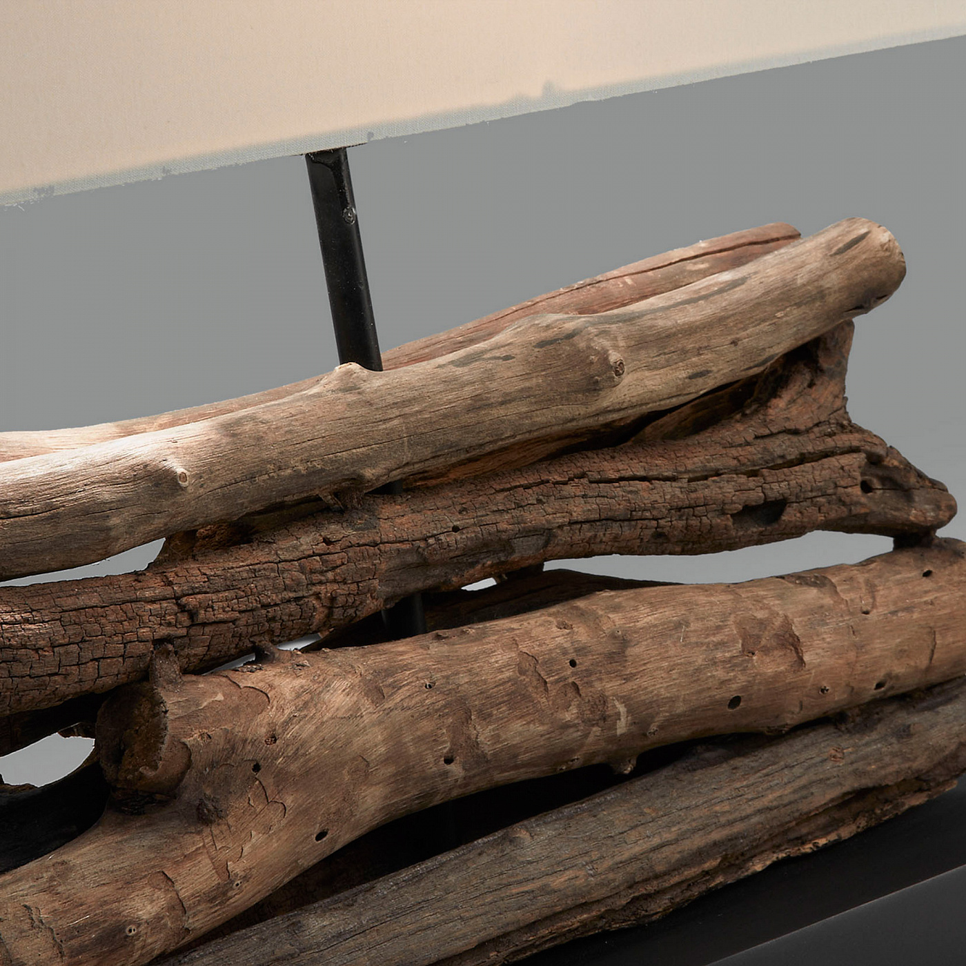 005217 Лампа La Forma Sahai 