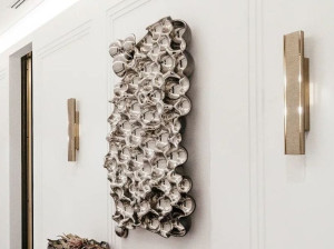 Декоративный предмет стеклянной стены