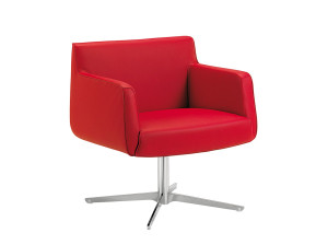 Вращающееся кресло с подлокотниками