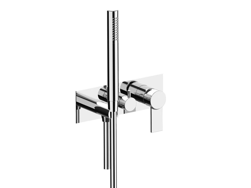 Встраиваемый смеситель для душа с 3 отверстиями и ручным душем Rubinetterie Frattini отдельная эстетика ARCH-00067542