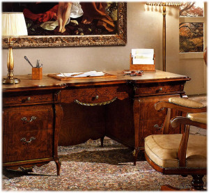 Письменный стол  PISTOLESI 085