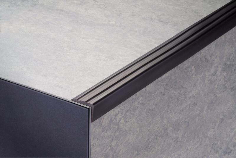 PROFILPAS Ступенчатый профиль носа Protect sun-id-1401420 - Вид №1