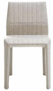 Ligne Roset Мягкое кресло со съемным чехлом из пенополиуретана Facett 10467000