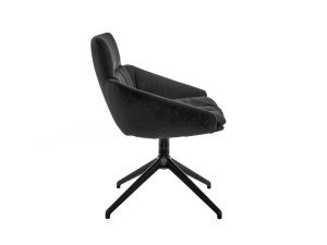 Мягкое вращающееся кресло с низкими подлокотниками