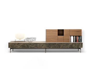 Отдельно стоящая оборудованная стена