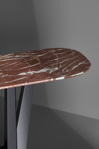 Прямоугольная консоль